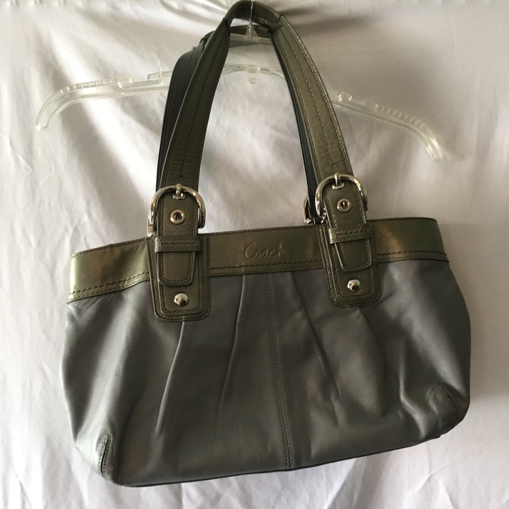 🤍🤍🤍Coach Soho Hamptons shoulder bag satchel. with wallet🤍🤍🤍 - Picture 3 of 16
